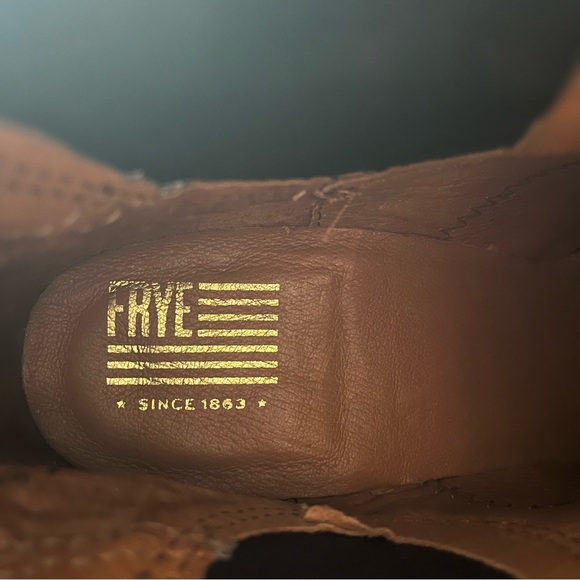 Frye boots women size 10 - Picture 7 of 8